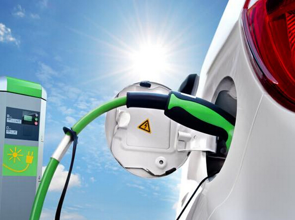 汽車行業(yè)新模式：電動(dòng)化、網(wǎng)聯(lián)化，輕量化、共享化、終端化